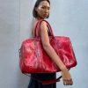 TRAVEL SPEEDY