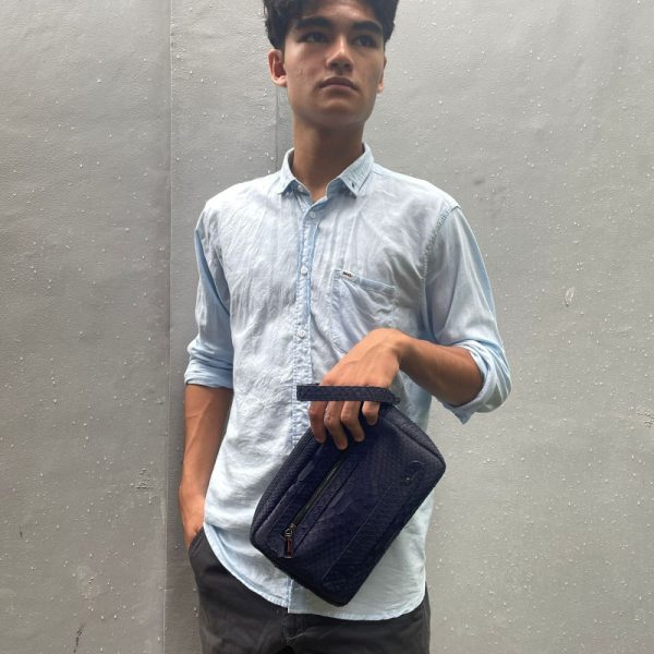 MAN'S POUCH - Image 4
