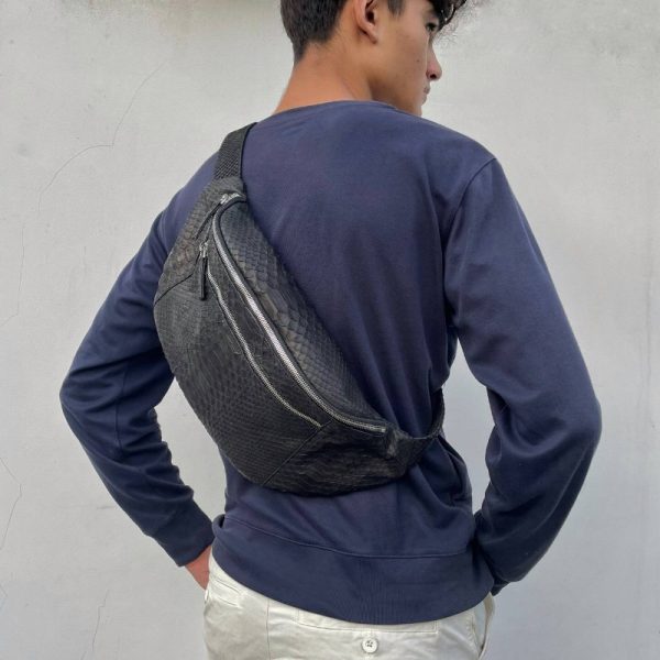 Man's Belly Bag - Image 2