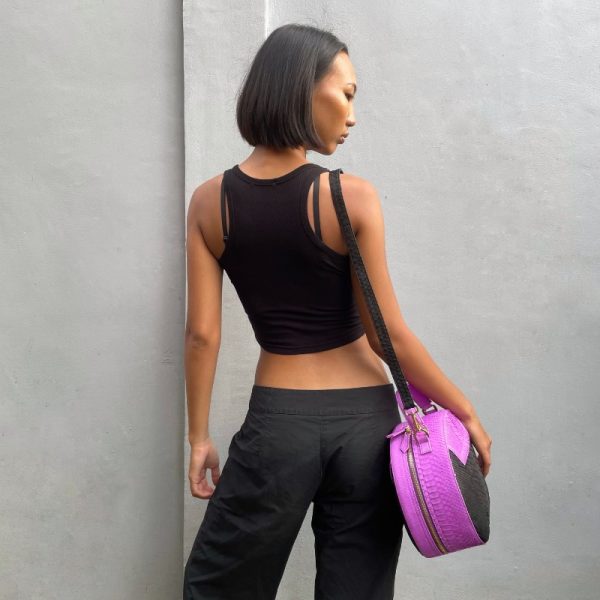 DONITA SLING BAG