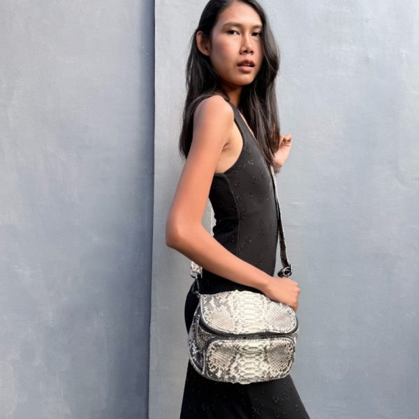 SLING AIANA