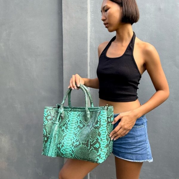 WEBE TOTE
